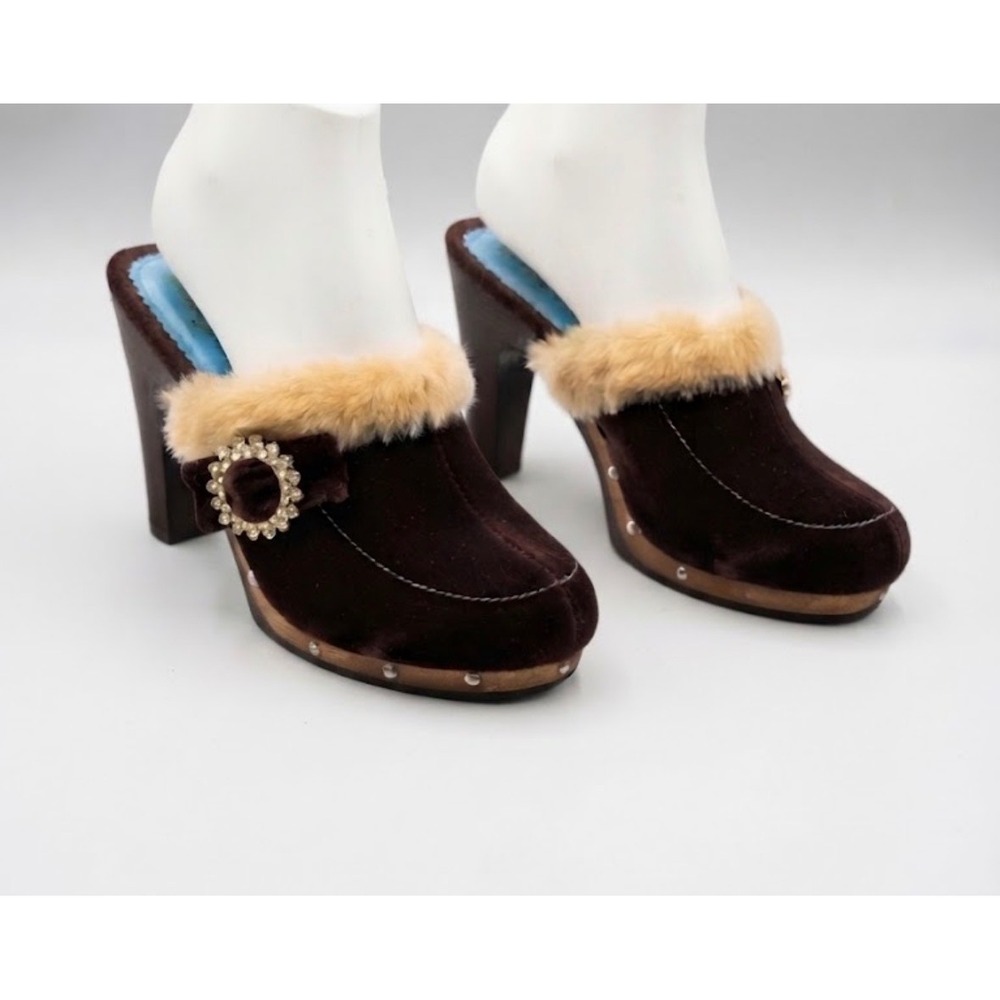 Michael Antonio Velvet Faux Fur Rhinestone Buckle Platform Clogs Brown Size 7
